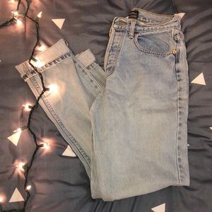 special edition gap mom jeans!